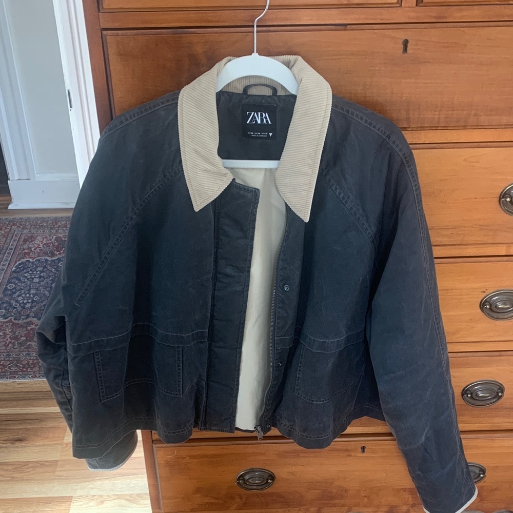 Women’s Zara Black Quilted (inside) Barn Jacket with Cream corduroy Collar